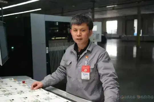 工匠讲堂丨马广省：胶印转移纸表面蹭伤原因分析及解决措施(图1)