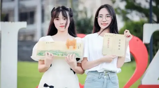太牛了！“浙”所高校录取通知书不用“纸”(图7)