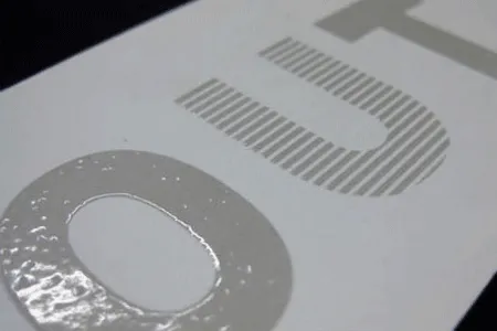 印刷基础知识：覆膜工艺和上光工艺有什么区别？(图1)