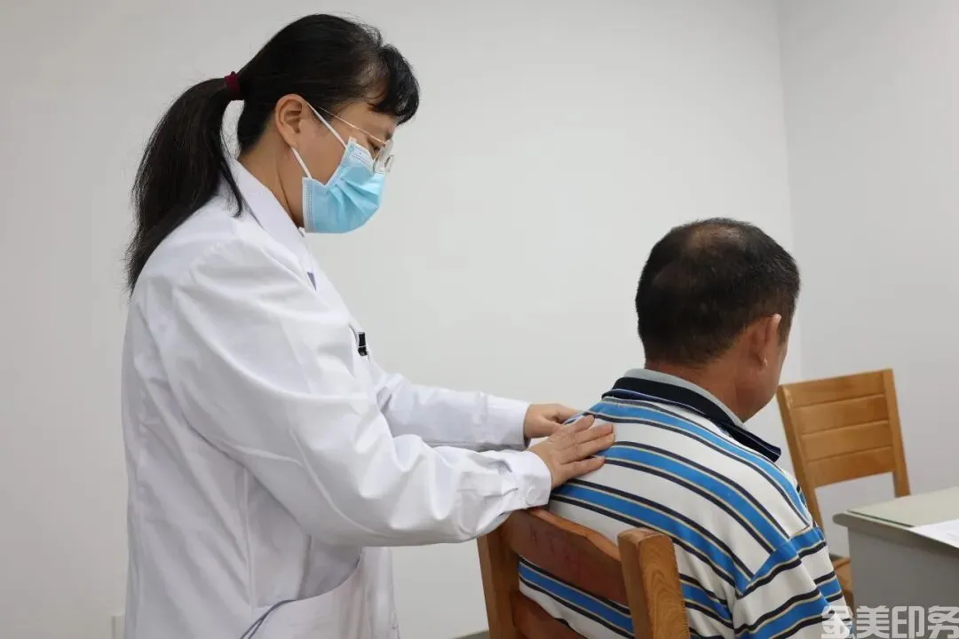 暖心慰问传关怀 精准帮扶促提升|开平市卫健局慰问中山一院驻我院专家孙逊沙、赖建洋教授(图6) 暖心慰问传关怀 精准帮扶促提升|开平市卫健局慰问中山一院驻我院专家孙逊沙、赖建洋教授(图6)