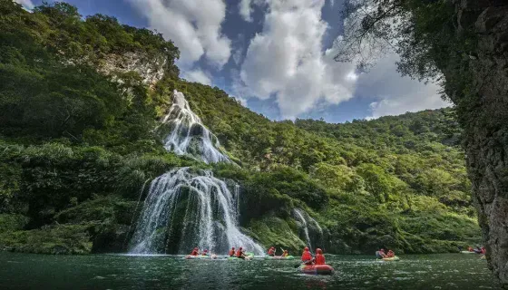 探险家的乐园——永顺猛洞河漂流