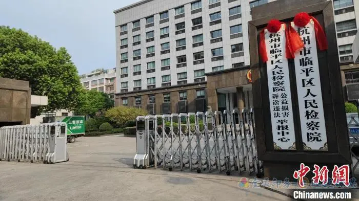 【警示】印刷厂盗用书号印售教辅书8万余套，三人获刑(图2)