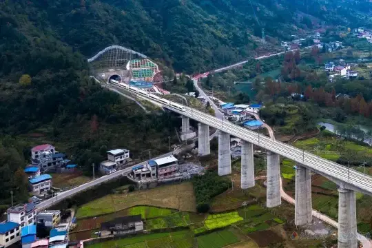 定了！张吉怀高铁12月6日正式通车！12306已上线，时刻、票价出炉(图5)